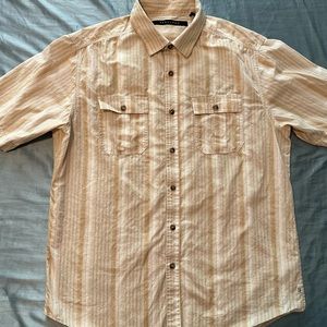 Brown/Tan “Sean John” Men’s button-down short-sleeve shirt with dual pockets XL